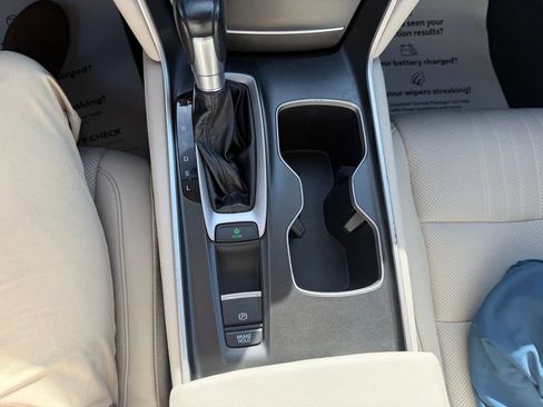 Used 2020 Honda Accord EX-L image 16