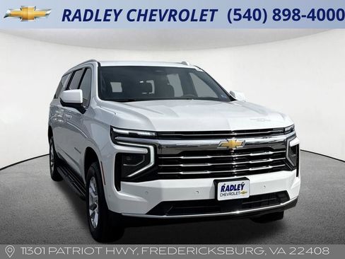 Certified 2025 Chevrolet Suburban LT image 22