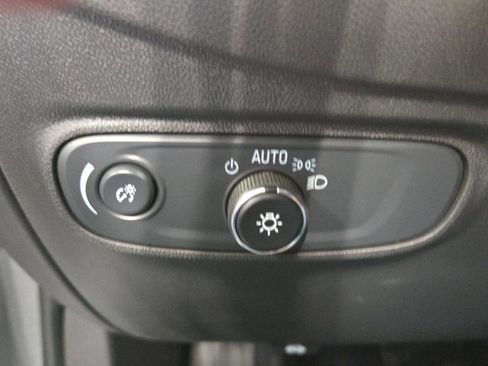 Used 2024 Chevrolet Equinox LT image 21