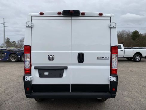 New 2026 RAM ProMaster 2500 w/ Convenience Group image 4