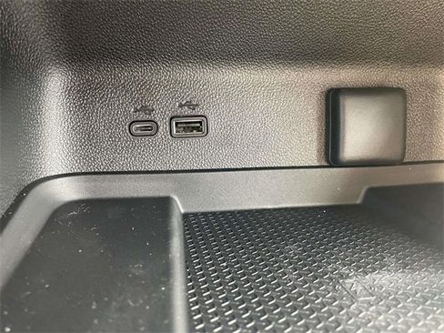 New 2026 Chevrolet Traverse LT w/ Driver Confidence Package image 15