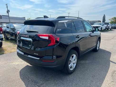Used 2024 GMC Terrain SLE w/ Driver Convenience Package AWD/4WD image 5