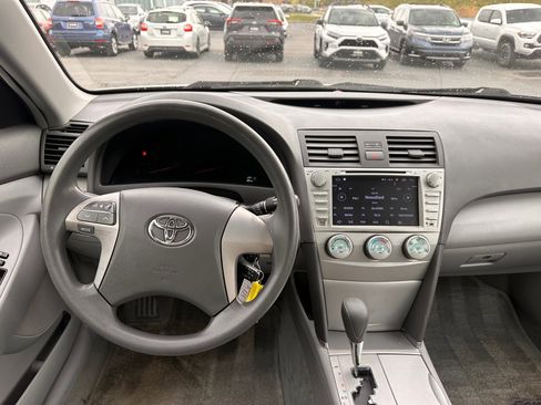 Used 2007 Toyota Camry LE image 7