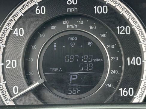 Used 2016 Honda Accord LX image 19