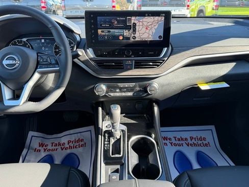 New 2025 Nissan Altima 2.5 SL image 24