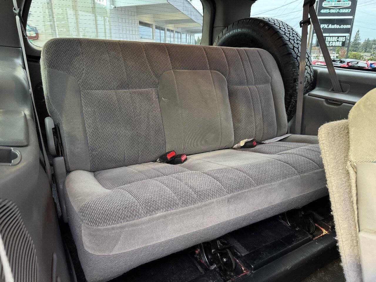 Used 2003 Ford Excursion XLT AWD/4WD image 21