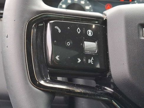 Used 2024 Land Rover Range Rover Evoque S image 13