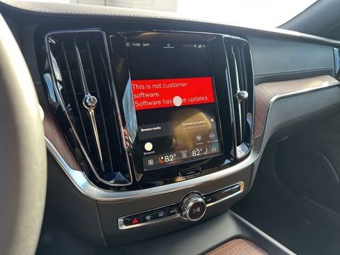 New 2026 Volvo V60 B5 Cross Country Ultra w/ Climate Package image 15