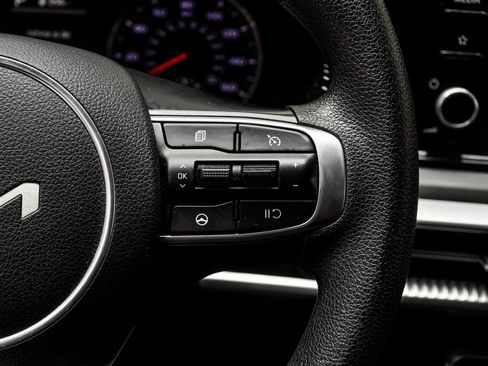 Used 2022 Kia K5 LXS image 27
