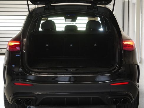 Used 2024 Mercedes-Benz GLC 43 AMG 4MATIC image 31