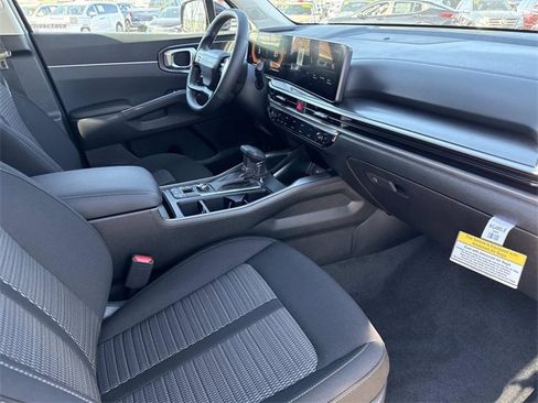 New 2026 Kia Sorento LX image 17