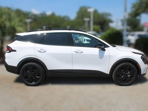 Certified 2025 Kia Sportage X-Line w/ Premium Package AWD/4WD image 5