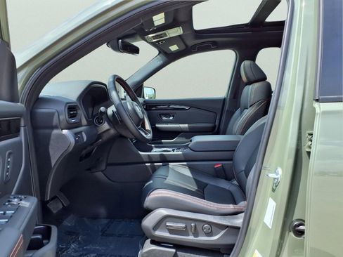 Used 2026 Honda Pilot TrailSport image 19