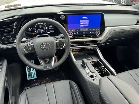 New 2026 Lexus TX 500h AWD w/ Technology Package image 9