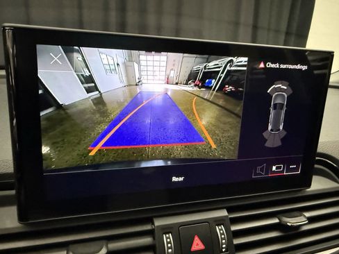 Used 2022 Audi Q5 2.0T Premium image 16