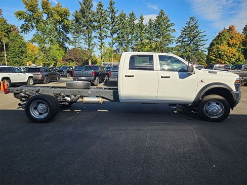 New 2026 RAM 4500 Tradesman image 8