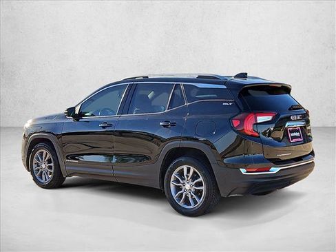 Used 2023 GMC Terrain SLT FWD image 9
