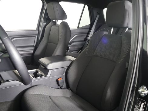 Used 2025 Toyota 4Runner SR5 image 27