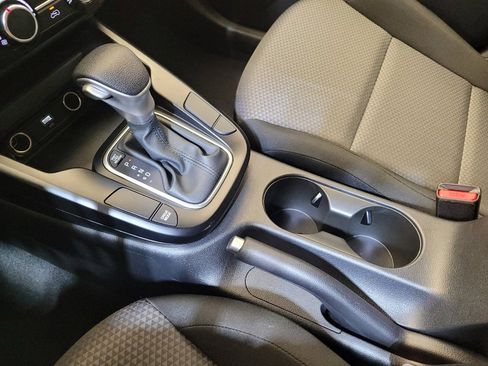 Used 2025 Kia Soul LX w/ LX Technology Package image 26