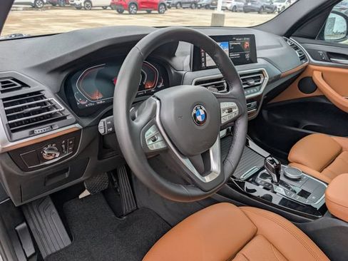 Used 2024 BMW X3 sDrive30i w/ Convenience Package RWD image 9