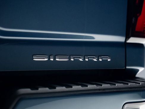 Used 2024 GMC Sierra 2500 Denali Ultimate w/ LPO, GMC Protection Package image 32