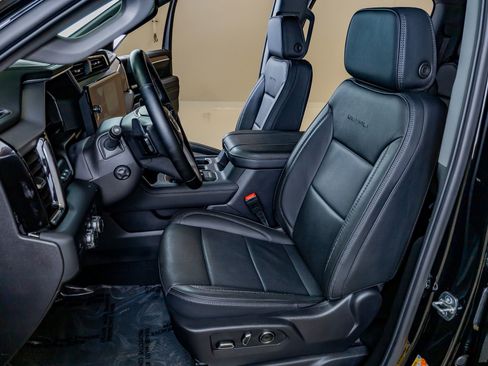 Used 2025 GMC Sierra 1500 Denali w/ Denali Reserve Package image 30