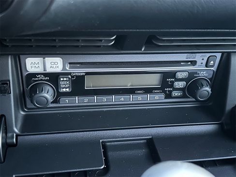 Used 2004 Honda S2000 image 24