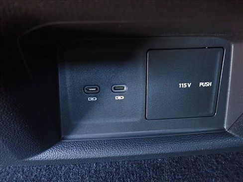 Used 2022 Volkswagen Atlas SEL AWD/4WD image 11