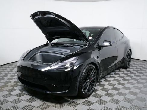 Used 2021 Tesla Model Y Performance image 8