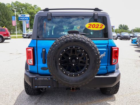Used 2022 Ford Bronco 2-Door AWD/4WD image 4