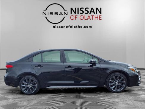 Used 2024 Toyota Corolla SE image 29