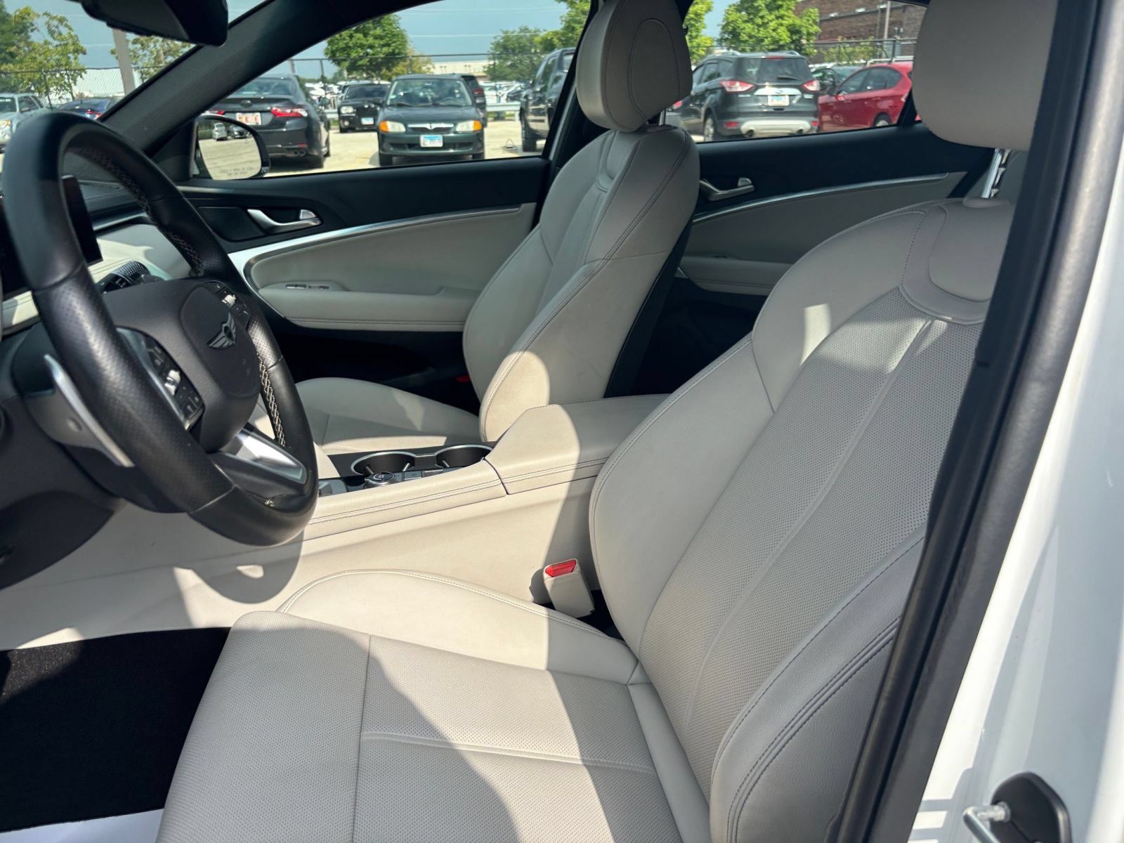 Used 2025 Genesis G70 2.5T AWD/4WD image 24