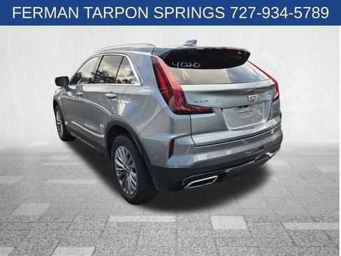 Used 2025 Cadillac XT4 Premium Luxury FWD image 5