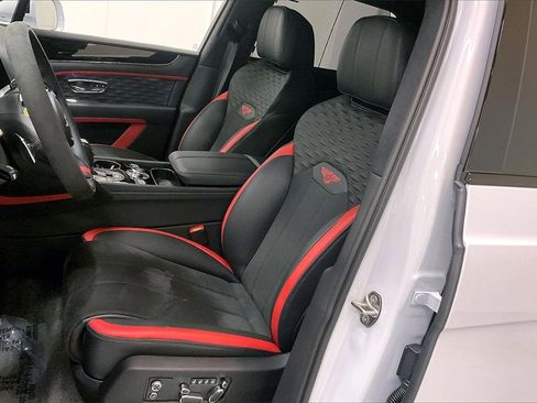 New 2026 Bentley Bentayga Speed image 8