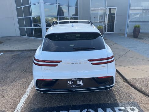Used 2026 Genesis GV70 2.5T image 13