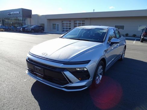 New 2026 Hyundai Sonata SE image 3