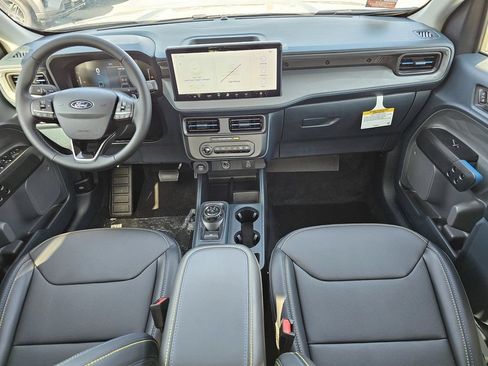 Used 2026 Ford Maverick Lobo AWD/4WD image 15