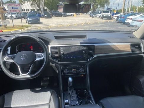 Used 2022 Volkswagen Atlas SEL AWD/4WD image 9