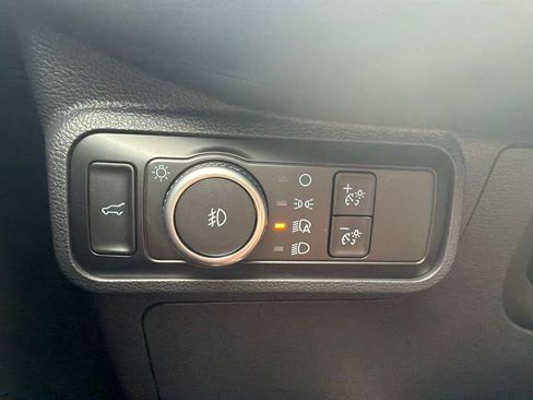 New 2026 Ford Explorer ST AWD/4WD image 38