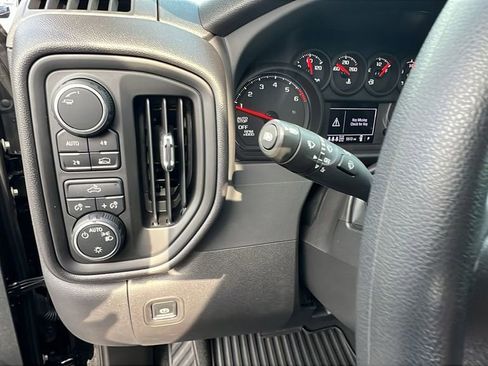 New 2025 Chevrolet Silverado 1500 Custom image 17