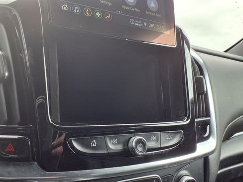 Used 2023 Chevrolet Traverse LT w/ LPO, Floor Liner Package image 15