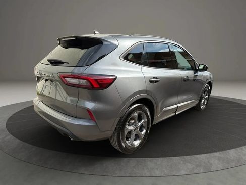 Used 2023 Ford Escape ST-Line FWD image 5