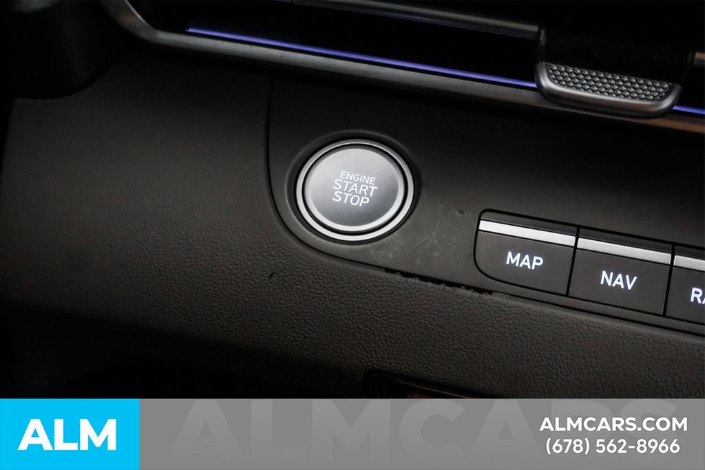 Used 2025 Hyundai Elantra SEL FWD image 28