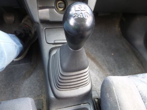 Used 1998 Toyota RAV4 2WD 2-Door image 34