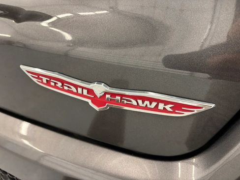 Used 2019 Jeep Compass Trailhawk w/ Cold Weather Group AWD/4WD image 51