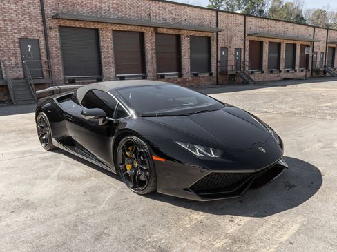 Used 2017 Lamborghini Huracan LP 610-4 image 14
