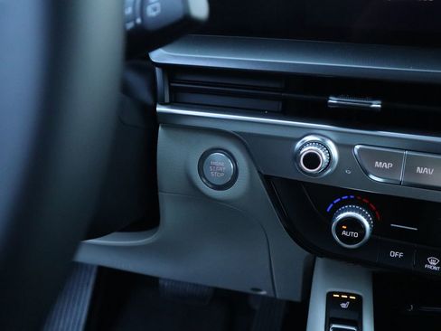 New 2025 Kia Telluride S image 34