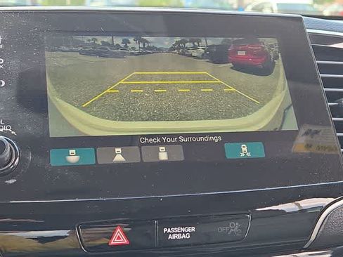 Used 2019 Honda Pilot Touring image 28