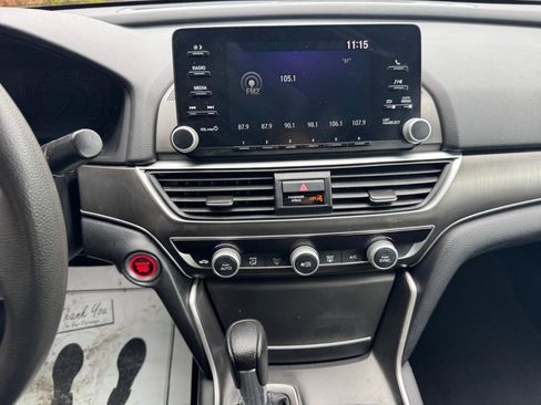 Used 2019 Honda Accord LX image 8