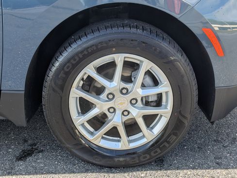 Used 2024 Chevrolet Equinox LT AWD/4WD image 11